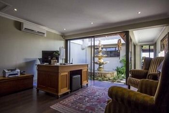 Hotel River Place Manor