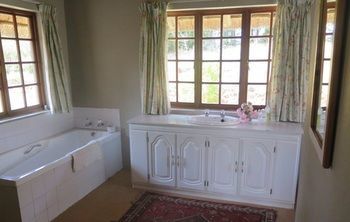 Villa Rivermead