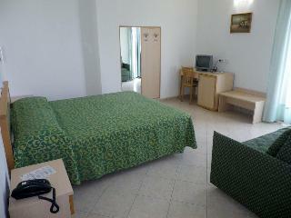 Touring Hotel ***
