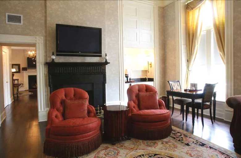 Hotel The Martha Washington Inn And Spa