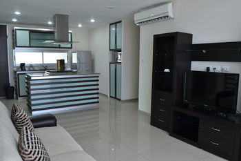 Aparthotel Quetzalcoatl Hotel & Suites Deluxe
