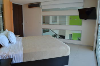 Aparthotel Quetzalcoatl Hotel & Suites Deluxe