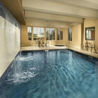 Hotel Comfort Suites