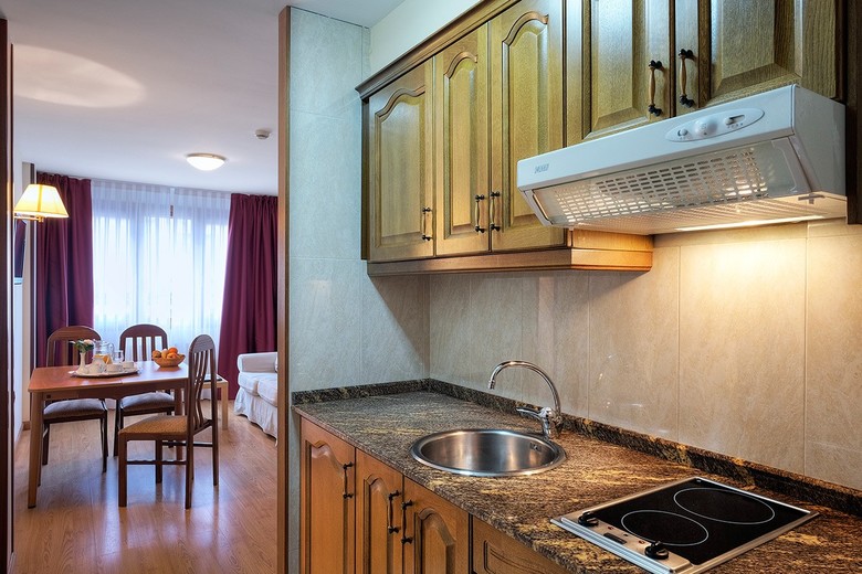 Hotel Apartamentos Arias