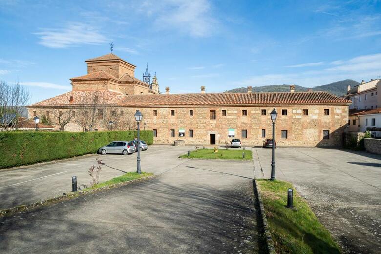 Hotel Hospederia Valle De Ambroz