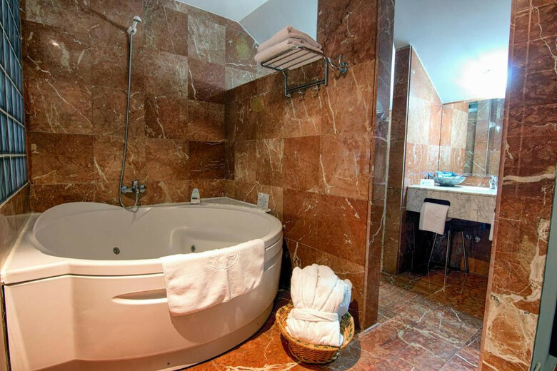 Hotel Spa Milagros Golf