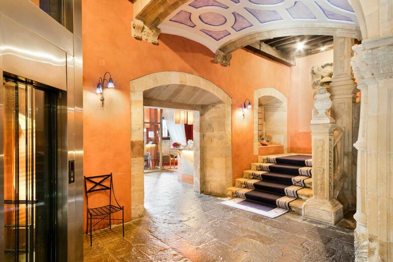 Hotel Abba Palacio De So�anes