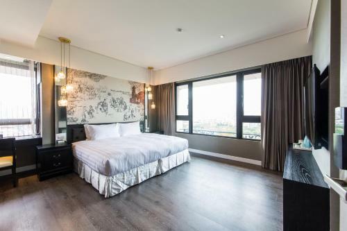 Hostal J Palace Residence