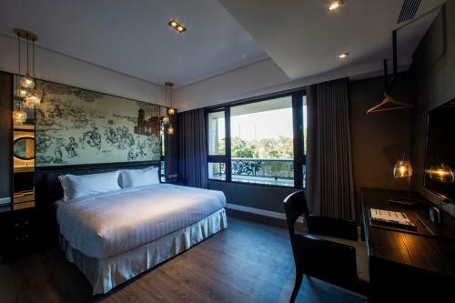 Hostal J Palace Residence