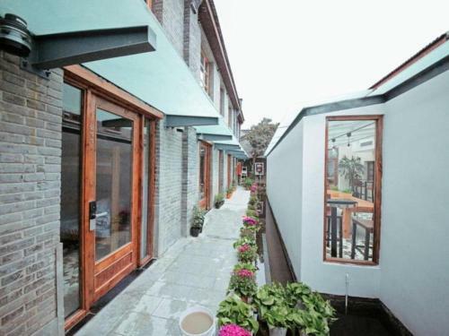 Nanjing Loquats Garden Hotel