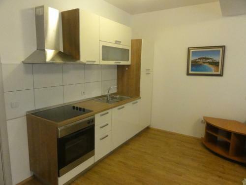 Vu-dent Apartments