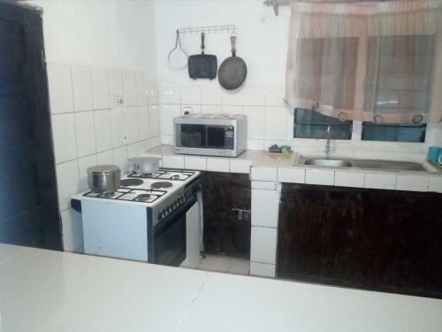 Hostal Fred Hunters Villa