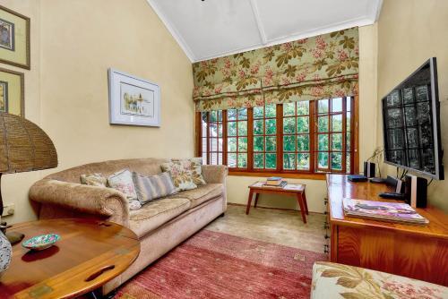 Bed & Breakfast Doveton House