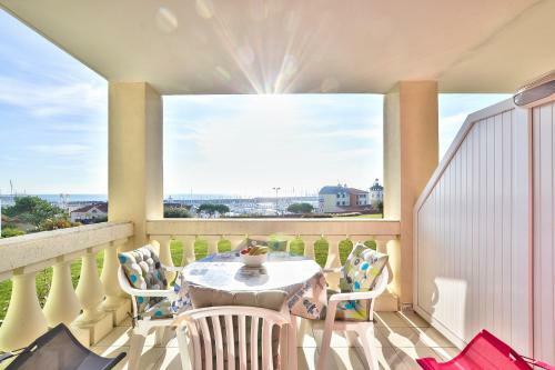 Apartamentos Appartement L'archippel & Ses 2 V�los