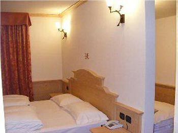 Hotel Arisch