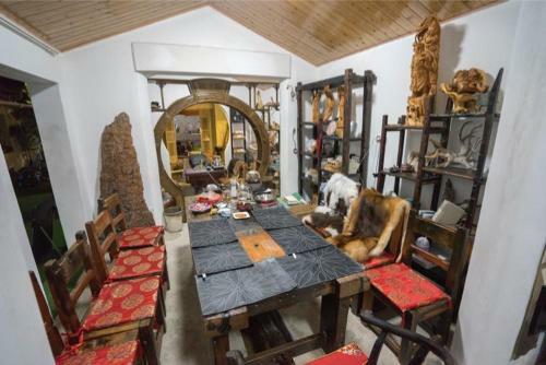 A Thuja Inn
