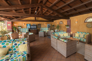 Hotel Cruccuris Resort