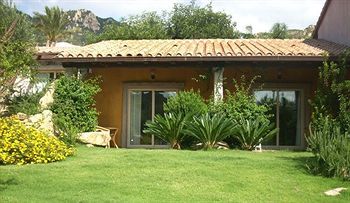 Hotel Cruccuris Resort