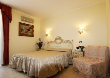 Royal Hotel Bosa