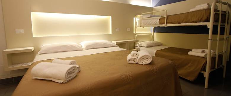 Hotel Desire'