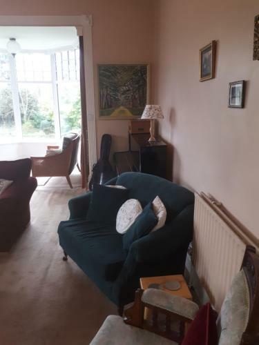 Hostal Castlemorris House