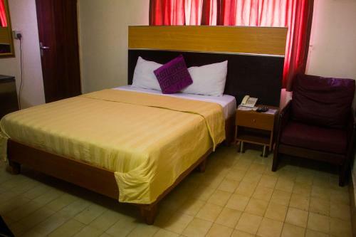 Hotel Deen Apartment Services