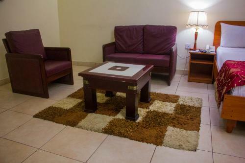 Hotel Deen Apartment Services
