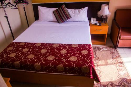 Hotel Deen Apartment Services