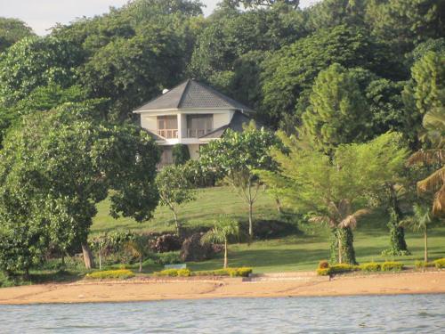 Hotel Garuga Resort Beach