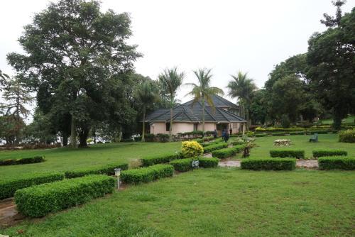 Hotel Garuga Resort Beach