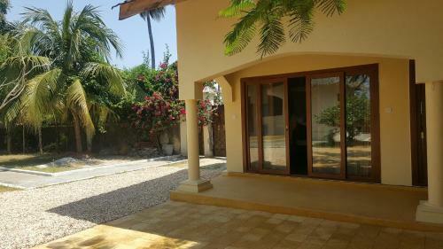White Sands Villa