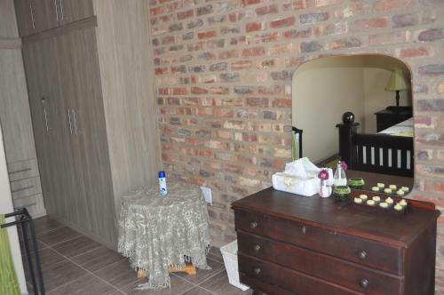 Thorntree Lodge