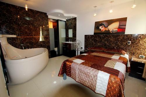 Hotel Hostal Encantos