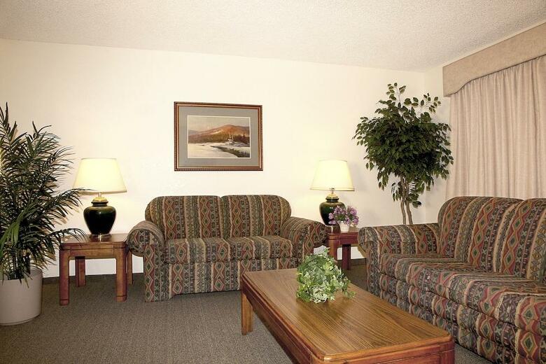 Hotel Wedgewood Resort