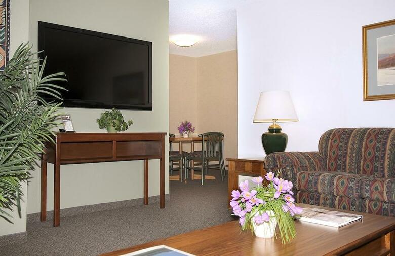 Hotel Wedgewood Resort