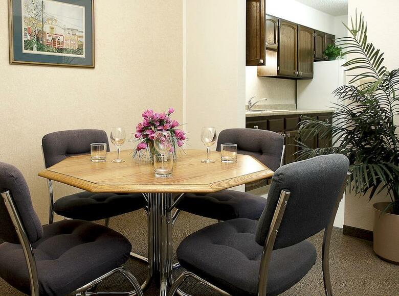 Hotel Wedgewood Resort