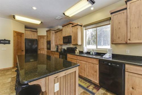 Ridge Top Lodge