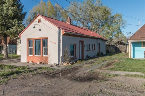Unwind House