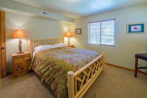 Strawberry Fields Cabin
