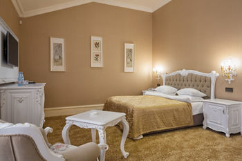 Fidan Hotel