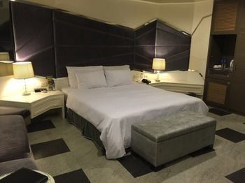 Hotel Discovery Motel - Yanping