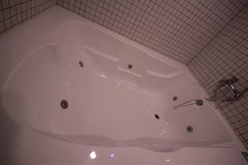 Hotel You, I In