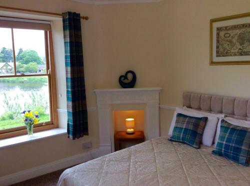 Bed & Breakfast Aberllynfi House
