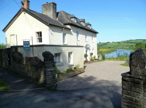 Bed & Breakfast Aberllynfi House