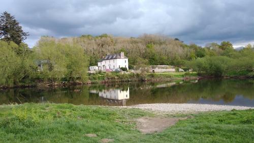 Bed & Breakfast Aberllynfi House