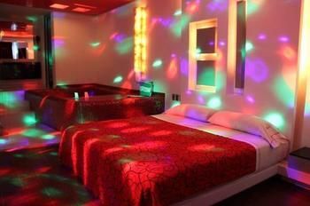 Auto Hotel Puente Grande
