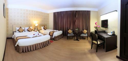 Paradise Hotel