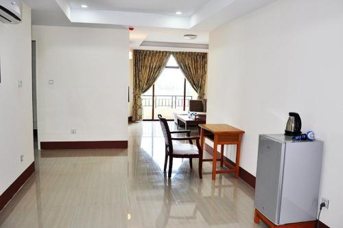 Rose Land Apartment Hotel