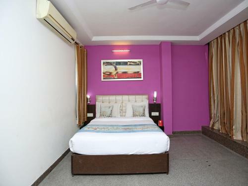 Hotel Oyo 8536 Azad Square