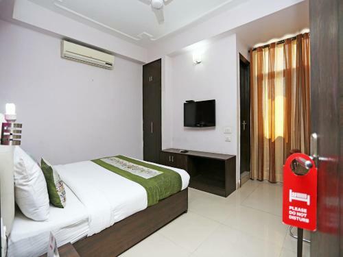 Hotel Oyo 8536 Azad Square
